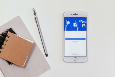 インスタ　Facebook連携